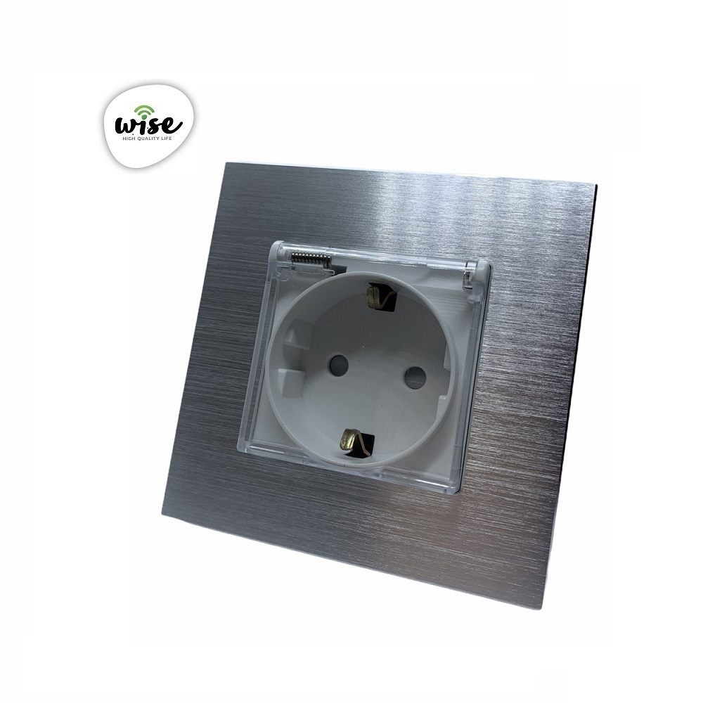 Utičnica sa zaštitnim poklopcem 16a aluminijumski panel srebrni